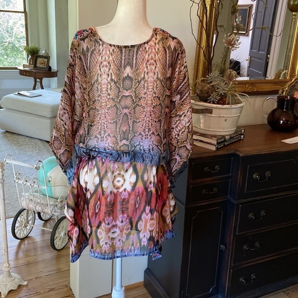 Lucky & Coco embellished swimsuit coverup. Size large!! - Picture 7 of 8